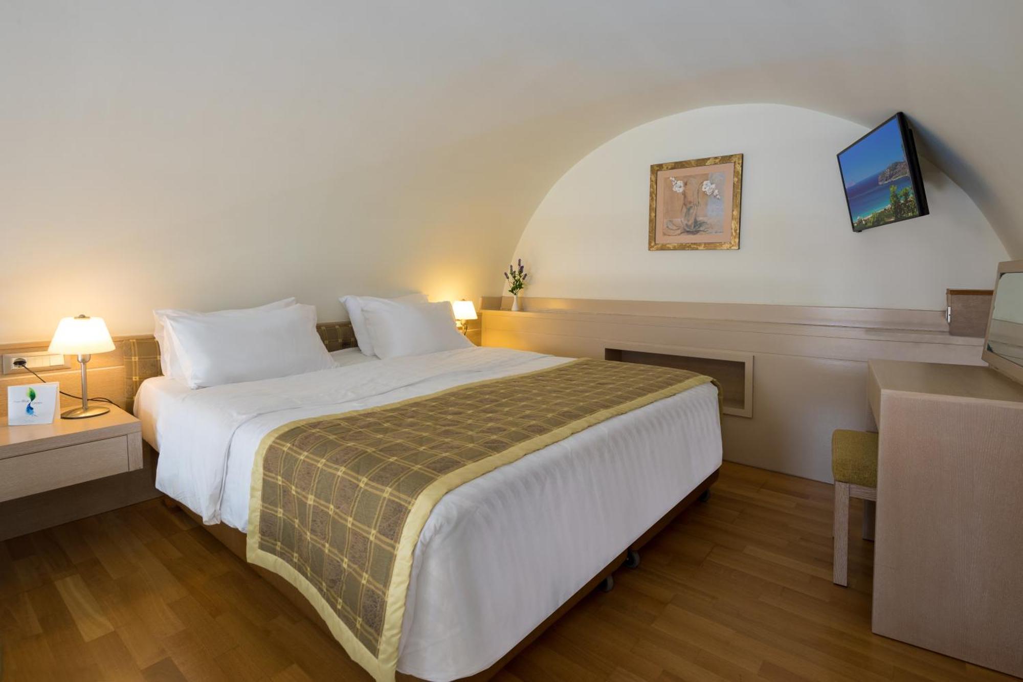 Junior Suite,943539226:JPEG